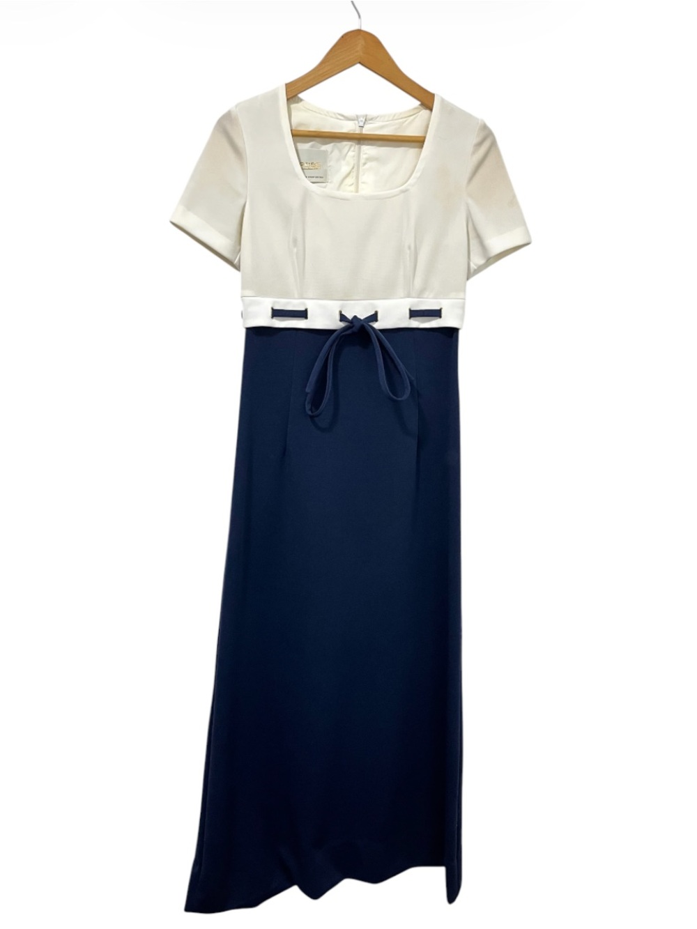 Vintage LeRose 70’s White and Navy Blue Long Length Dress